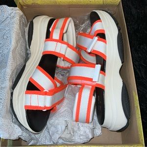 Mix No. 6 orange platform athletic sandals, size 9